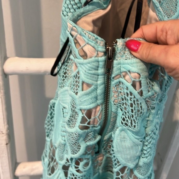 Missguided nwt mint lace and nude choker halter neck bodycon cocktail dress 4 - Picture 10 of 12